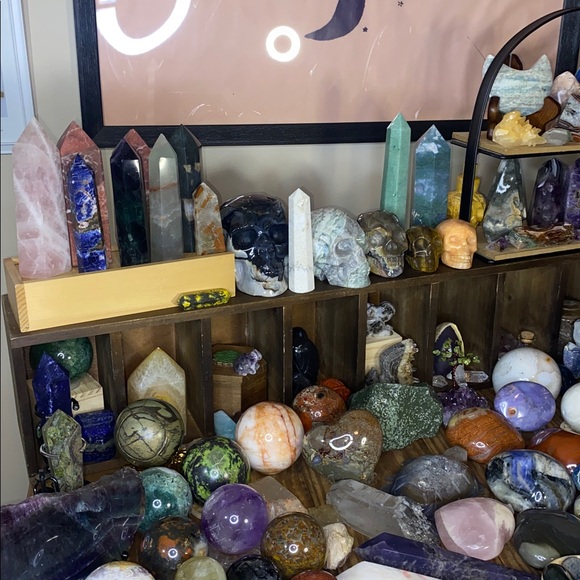 Random Crystal Pull - Small Tower - Picture 2 of 5